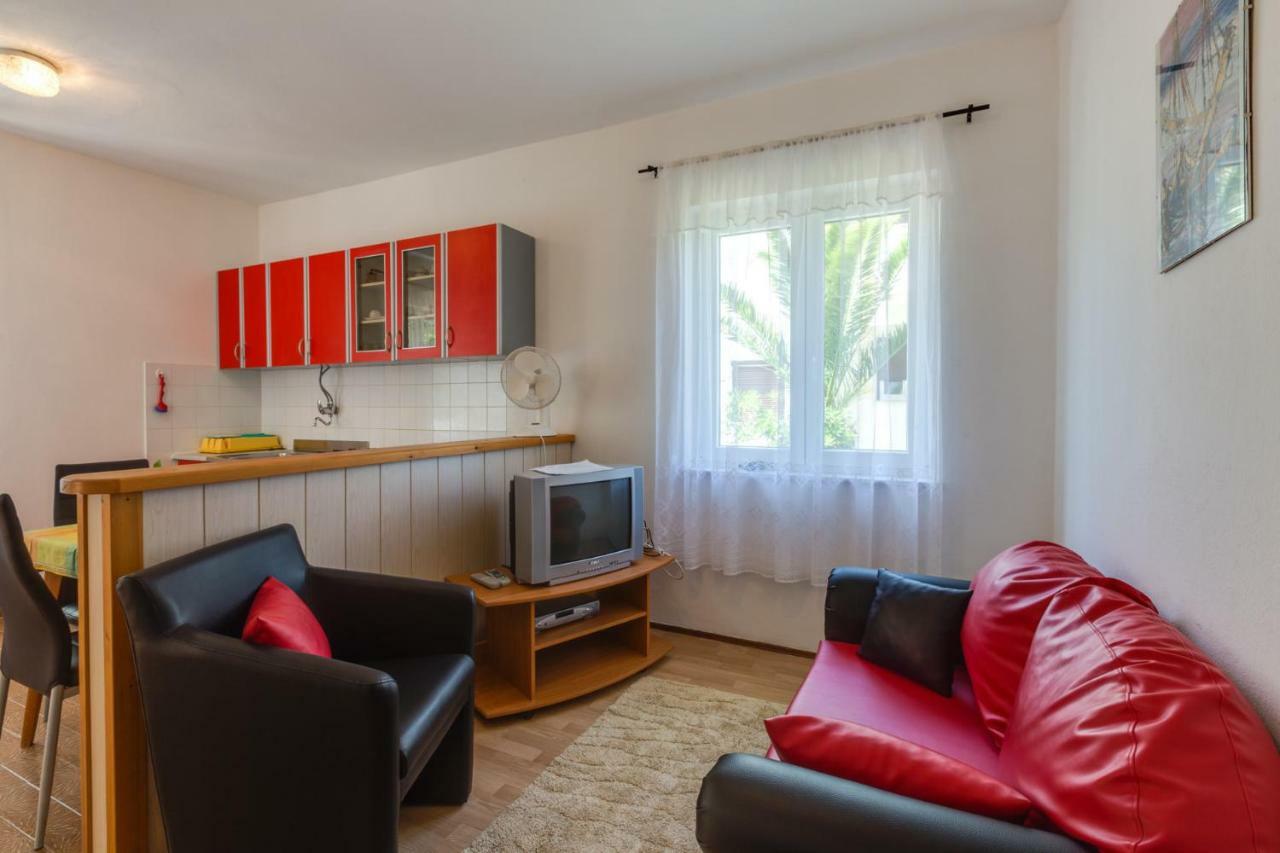 Apartmani Gordana Mali Losinj Exterior photo