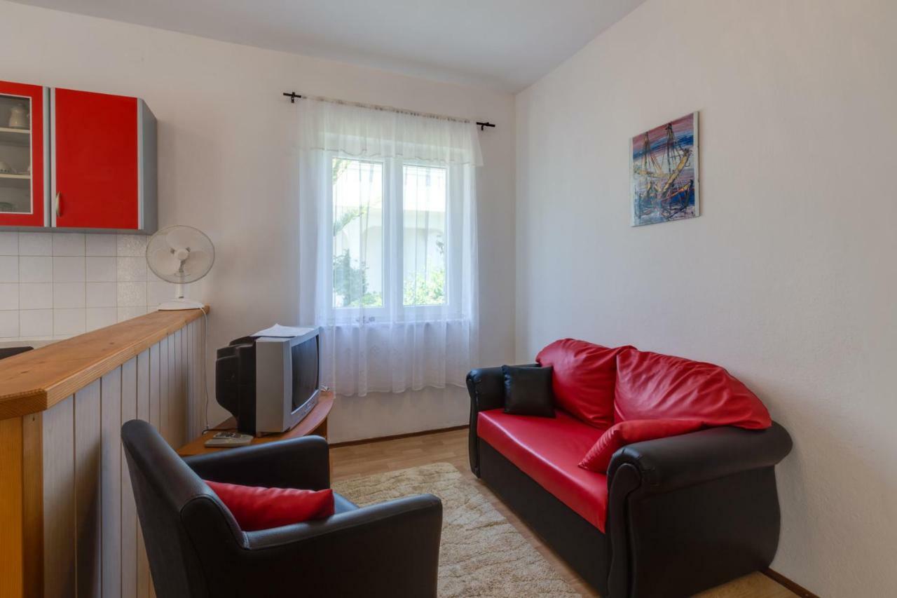 Apartmani Gordana Mali Losinj Exterior photo