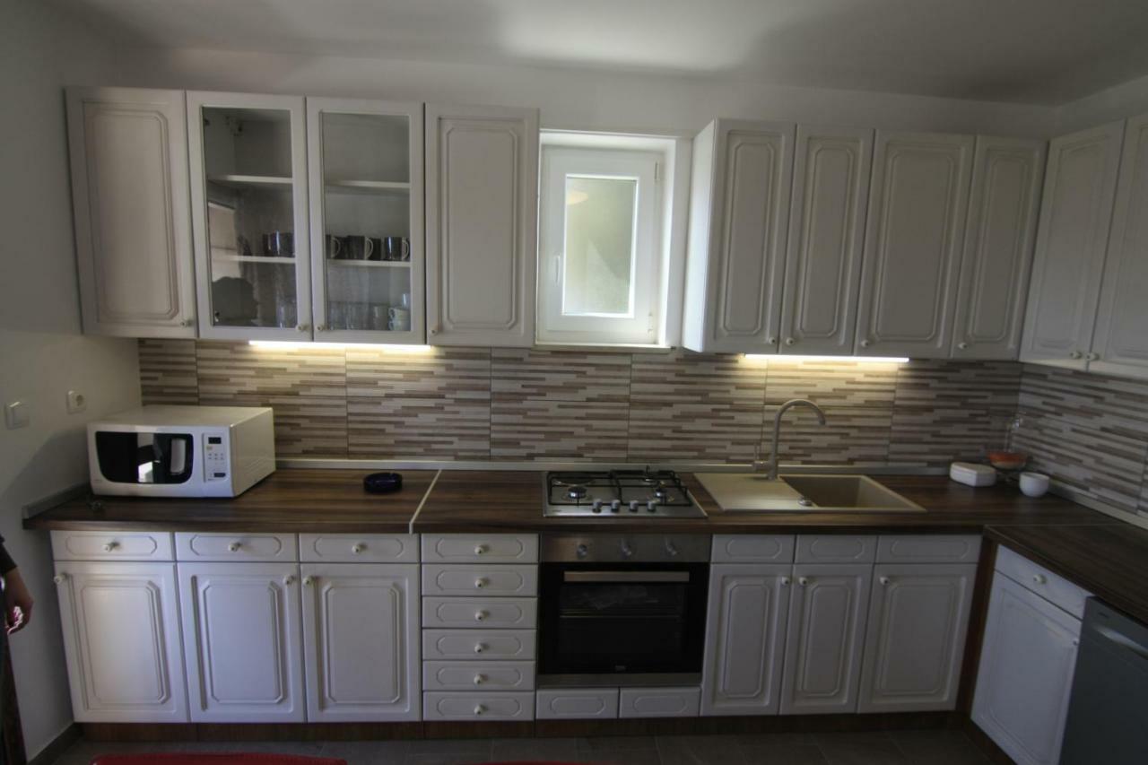 Apartmani Gordana Mali Losinj Exterior photo